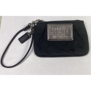 Coach Poppy Womens Black&Silver Signature Wristlet Wallet Purse 4x6"